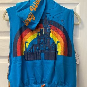 Walt Disney World Sleeveless Hoodie Youth Large.